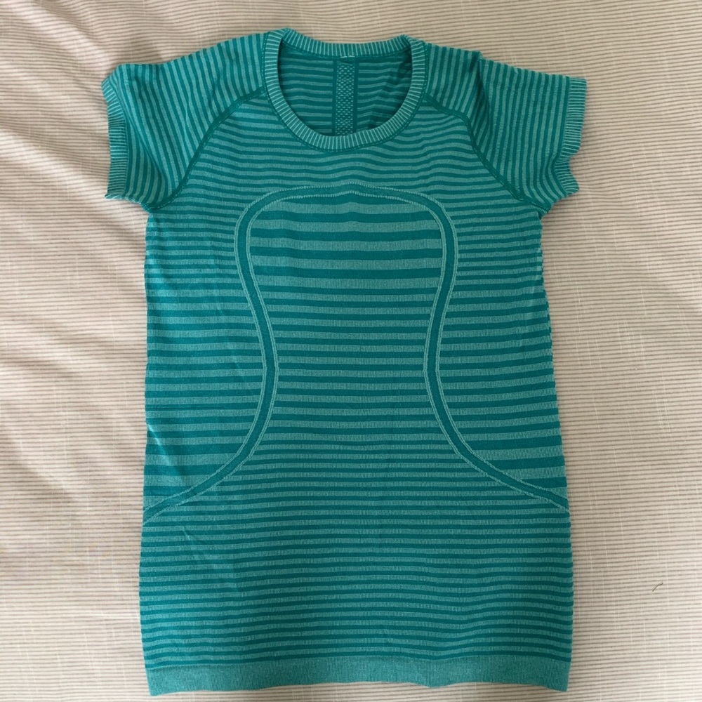 Lululemon Swiftly Tech short sleeve